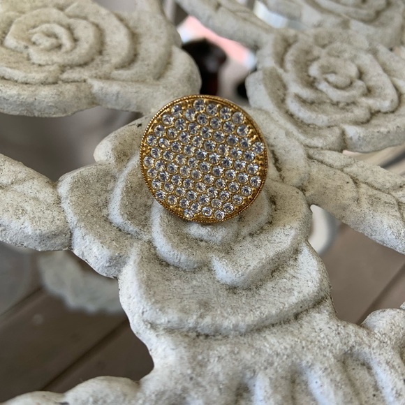 KATE SPADE ♠️ BRIGHT SPOT PAVE DISC RING - Picture 1 of 5